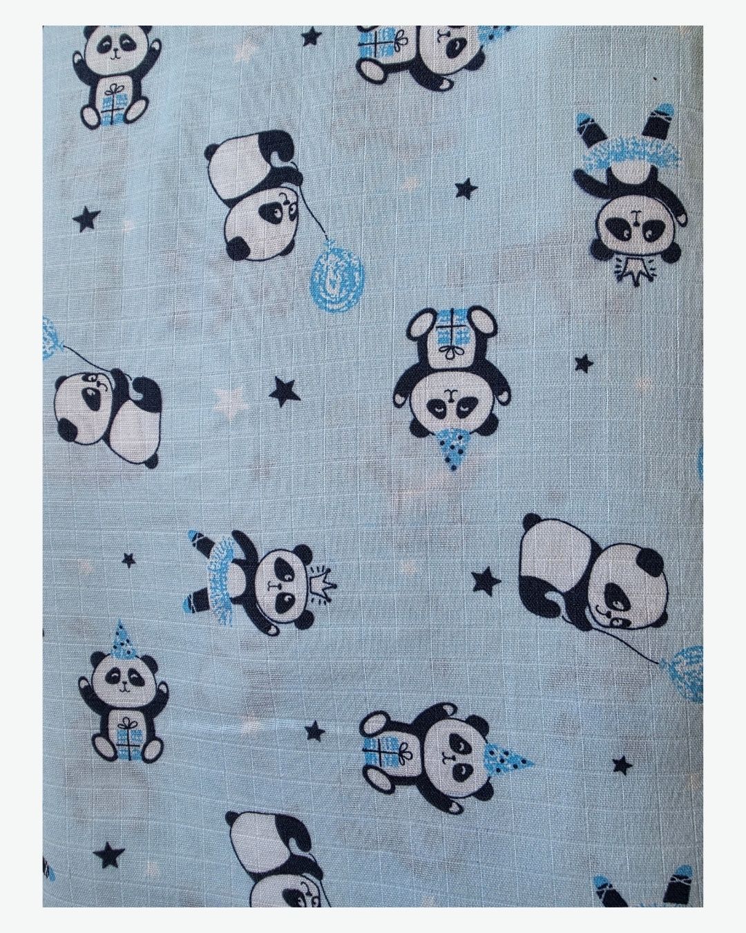 Panda cuddles 🐼💤